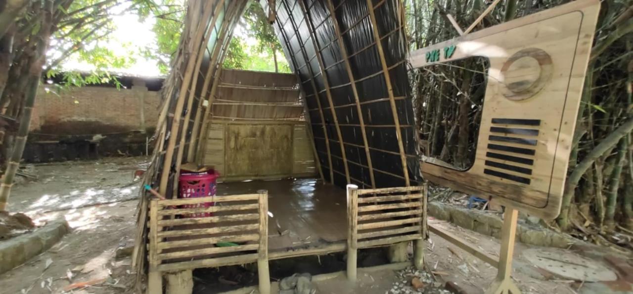 Kebon Pring Floating Resort & Market Bantul Eksteriør bilde
